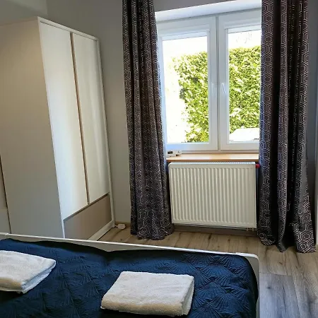 Konik Morski アパート オストロボ